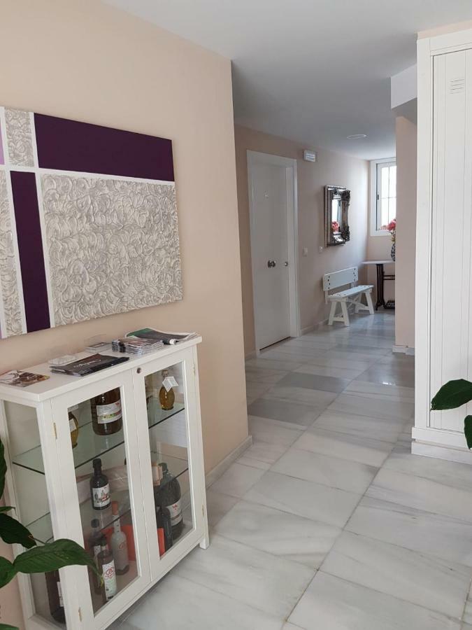 Apartamentos Hela Arjona Eksteriør billede