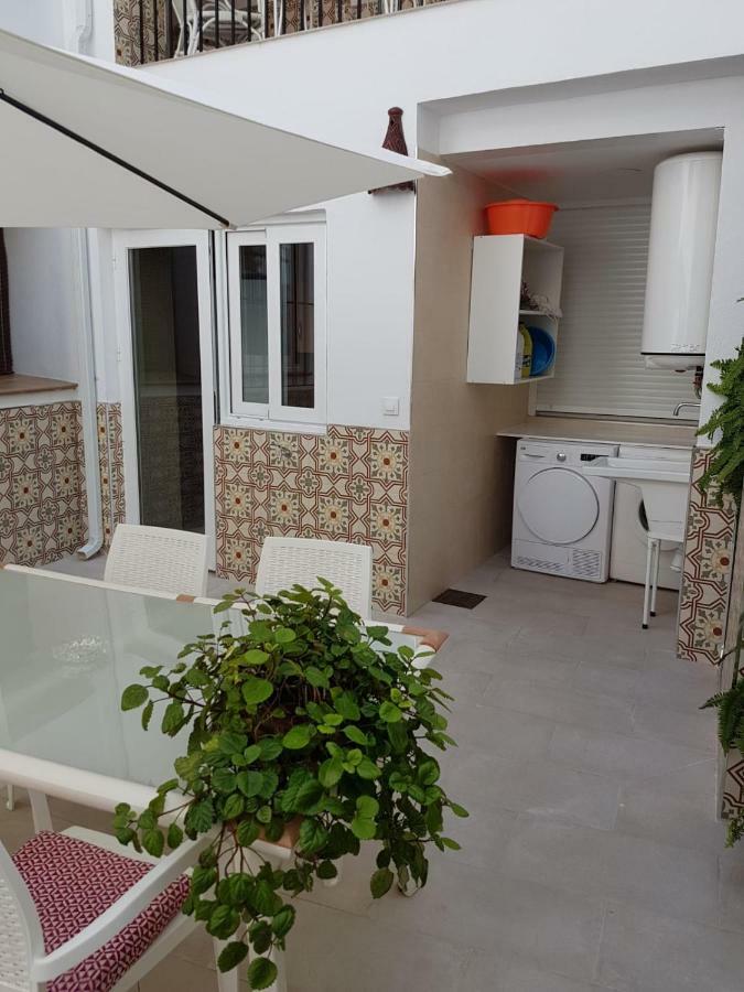 Apartamentos Hela Arjona Eksteriør billede