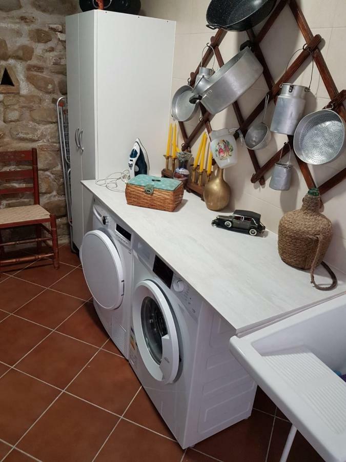 Apartamentos Hela Arjona Eksteriør billede